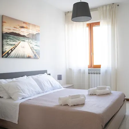 Daste Dream House Apartment