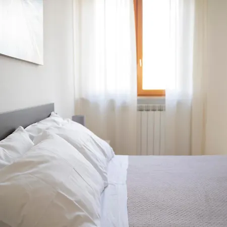 Daste Dream House Apartment
